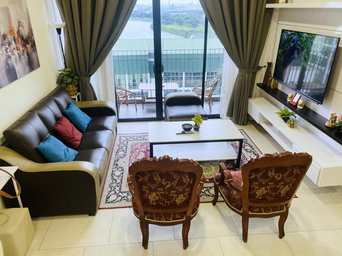 Mines Astetica Lake View Condo Seri Kembangan V1 Екстер'єр фото